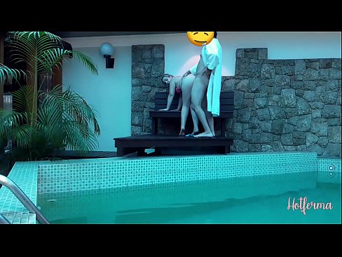 ❤️ Bwana adayitanitsa mdzakazi ku dziwe, koma sanathe kukana kutentha Kugonana pa ny.videolucrativo.top ☑